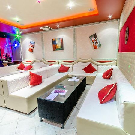 Hotel Cosmos أسينوفغراد المظهر الخارجي الصورة